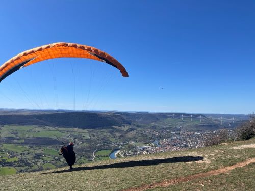 Décollage aile Millau